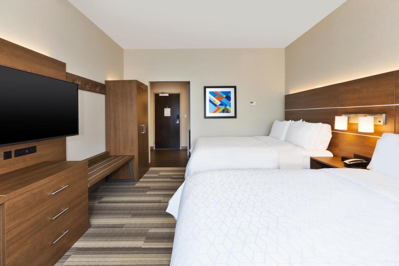 Holiday Inn Express & Suites - Milan - Sandusky Area By Ihg Eksteriør bilde