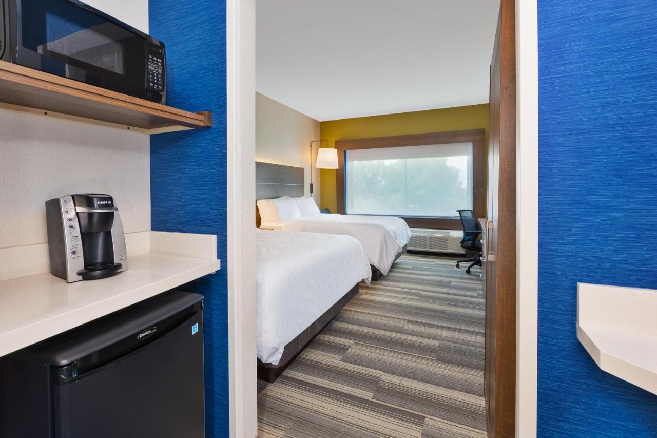 Holiday Inn Express & Suites - Milan - Sandusky Area By Ihg Eksteriør bilde
